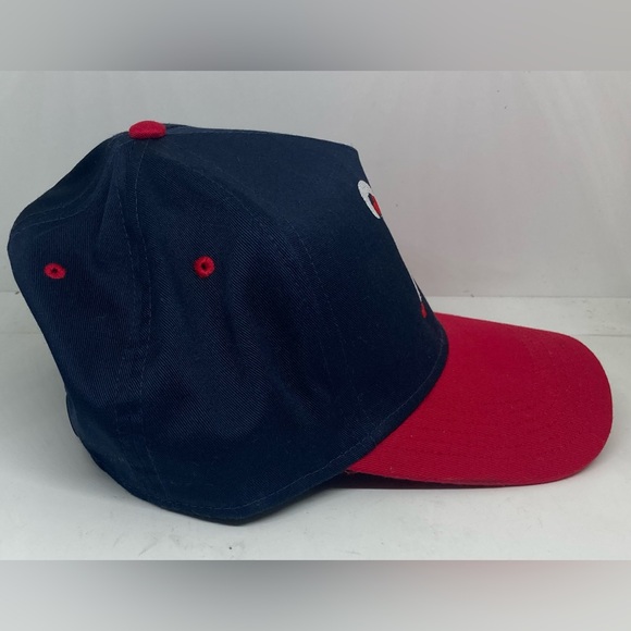 Atlanta Braves Upside Hearts SnapBack Hat - Picture 4 of 9